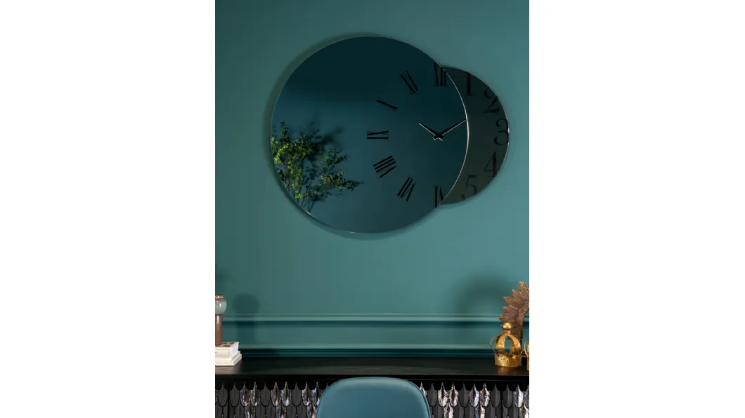 Orologio di design Fusion in cristallo fumé di Tonin Casa