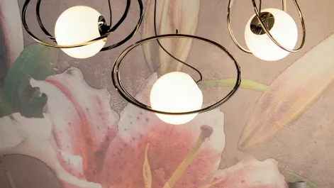 Lampada a sospensione con sfera in vetro e struttura in metallo Bijoux di Tonin Casa