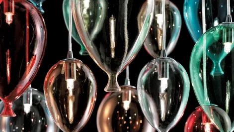 Lampada a sospensione Clown con diffusori in vetro soffiato multicolor modellato a mano di Ideal Lux