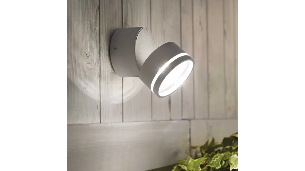 Lampada Omega Round in alluminio verniciato Bianco con diffusore inclinabile di Ideal Lux