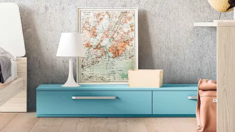 Comodino Box terra basso in laccato opaco con maniglia di Clever