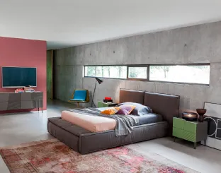 Letto Imbottito con Panchetta di Devina Nais