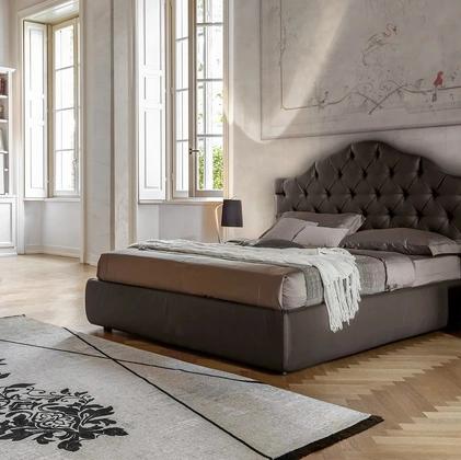 Letto in pelle Veneziano di Tonin Casa