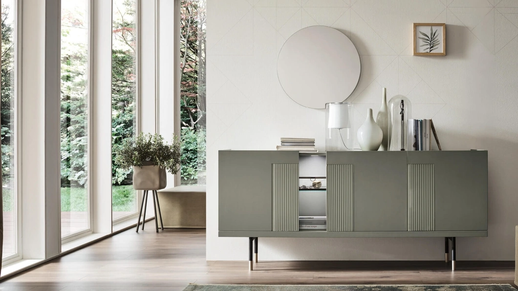 Madia Aura Glass in laccato con inserti decorativi di Maronese