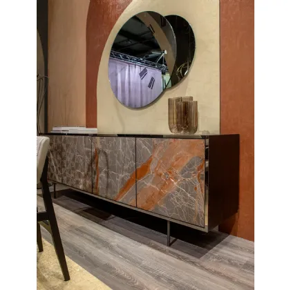 Madia elegante ed esclusiva Beyond con ante in marmo di Tonin Casa