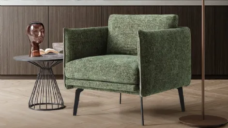 Poltroncina in tessuto imbottito Boon di Le Comfort