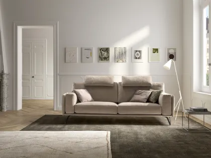 Divano lineare moderno in tessuto Living Bright di Samoa