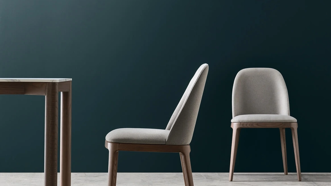 Sedia in tessuto imbottito Karol di Maronese