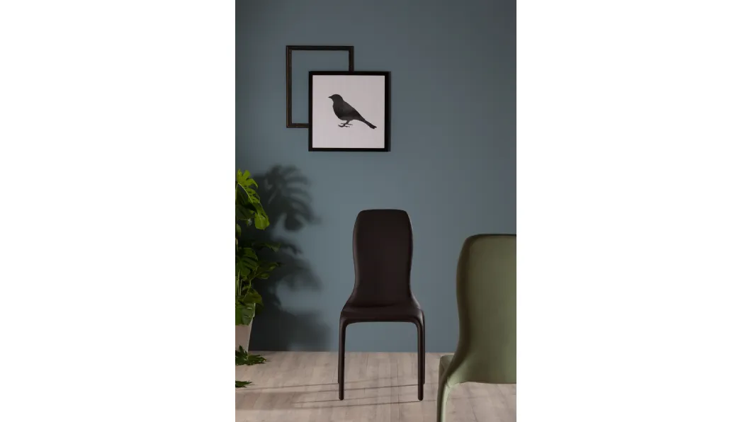 Sedia di design Lisetta con seduta in poliuretano schiumato di Tonin Casa