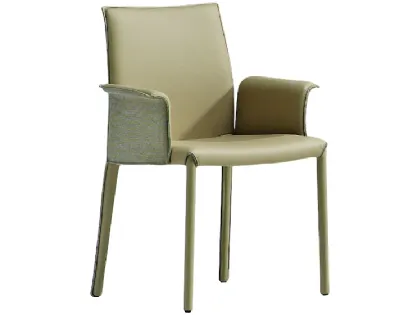 Sedia con braccioli completamente rivestita in pelle Nuvola PB R_TS di Midj