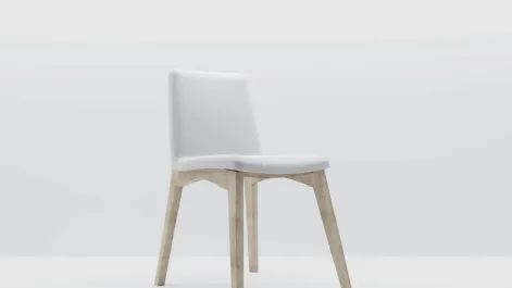 Sedia Atena con struttura in legno rivestita in tessuto imbottito di Fratelli Mirandola