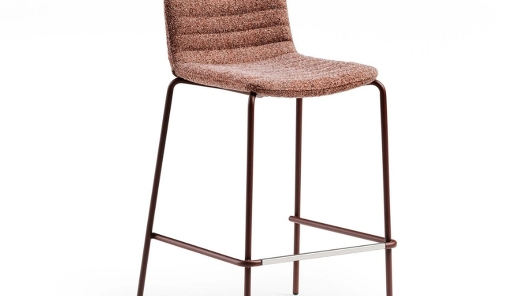 Sgabello in tessuto imbottito Cover|1 di Midj