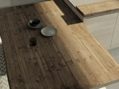 Tavolo Art 822 in legno di abete spazzolato di Fratelli Mirandola