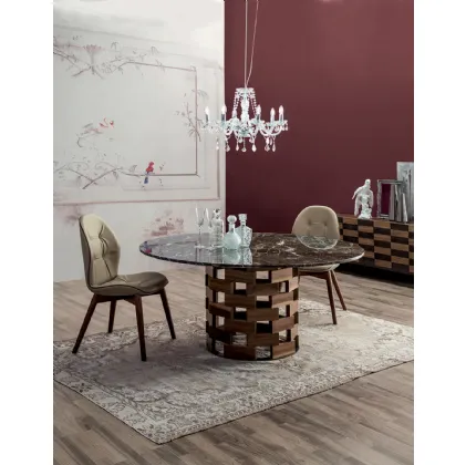Tavolo rotondo Colosseo con base in legno e top in marmo di Tonin Casa