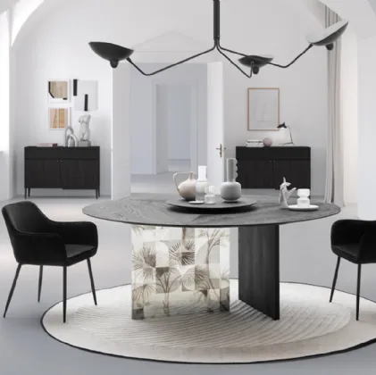 Tavolo Manhattan Slice con piano in Rovere e base in vetro con decoro e legno di Devina Nais