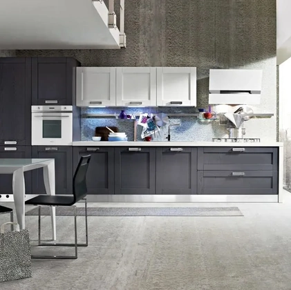 Cucina Classica lineare in legno laccato Signoressa 03 di Ar-Tre