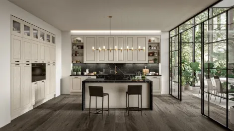Cucina Classica con isola in legno di Frassino finitura Juta decapè e top in Dekton Verona di Arredo3
