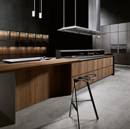 Cucina Design lineare in impiallacciato Noce Canaletto con top in agglomerato di quarzo AkB 08 03 di Arrital